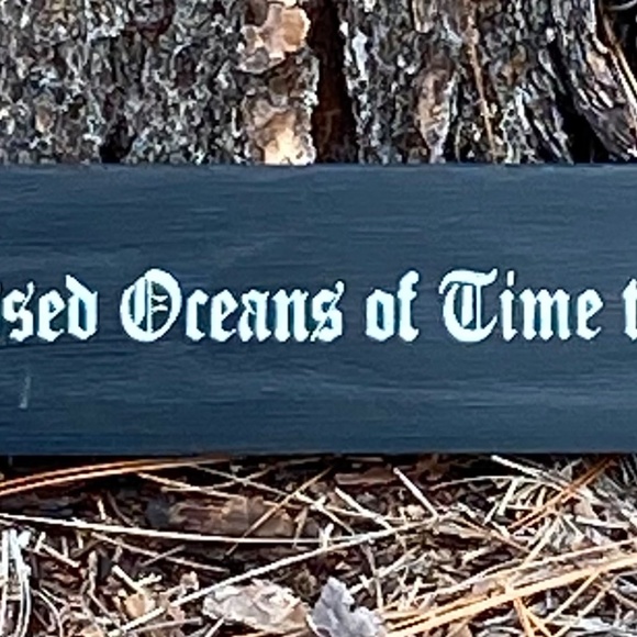 Primitive Dracula Halloween sign Crossed Oceans of Time Bram Stoker dark Gothic - Picture 3 of 3